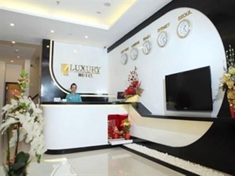 Luxury Hotel Хошимин Екстериор снимка